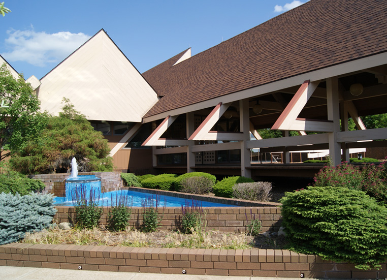 Building with fountain